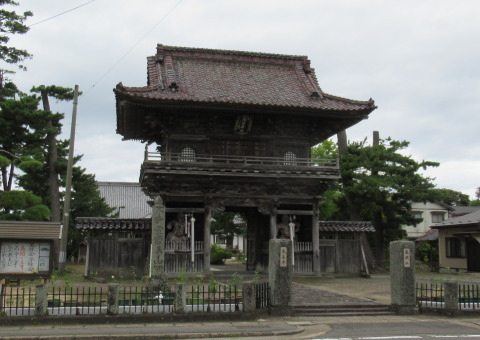 秋田県由利本荘市 永泉寺/本荘藩六郷家墓所 | 試撃行